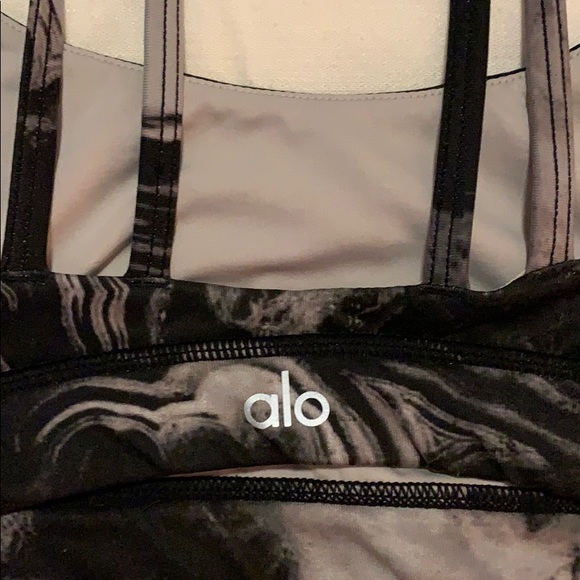ALO tech lift Bra - Picture 4 of 4